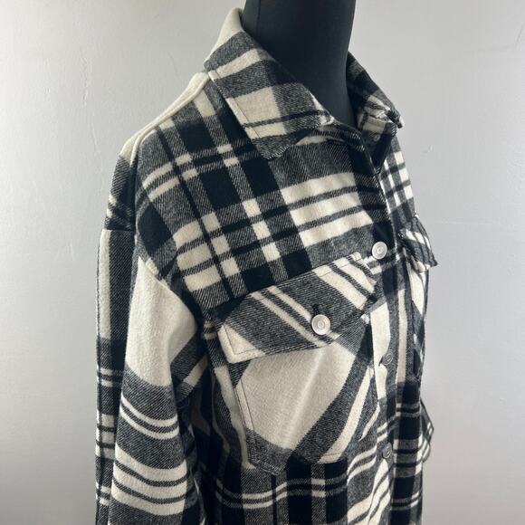 ZARA White Black Wool Blend Flannel Shacket Plaid Pockets Front Button Size XS - Picture 6 of 10